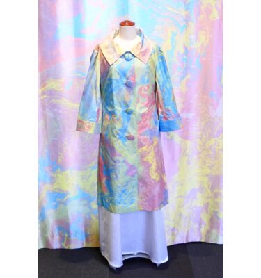 マーブリング　くるみボタン　レインコート